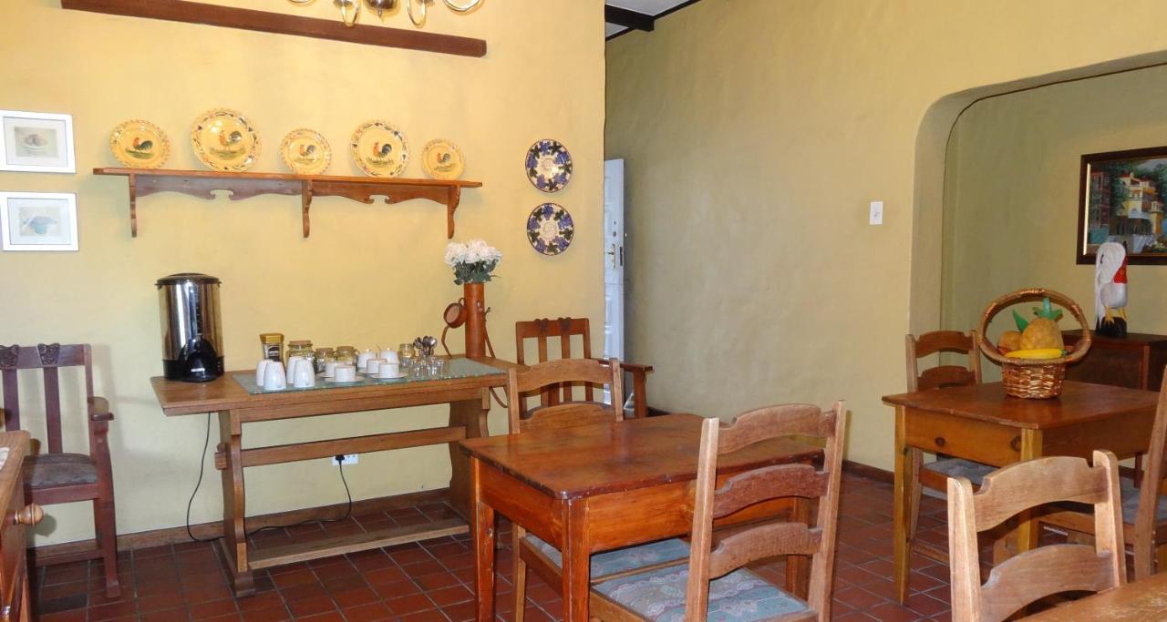 Be My Guest Lodge Bloubergstrand Ngoại thất bức ảnh