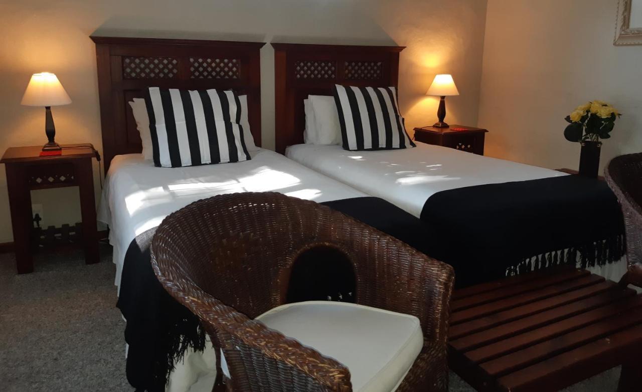 Be My Guest Lodge Bloubergstrand Ngoại thất bức ảnh