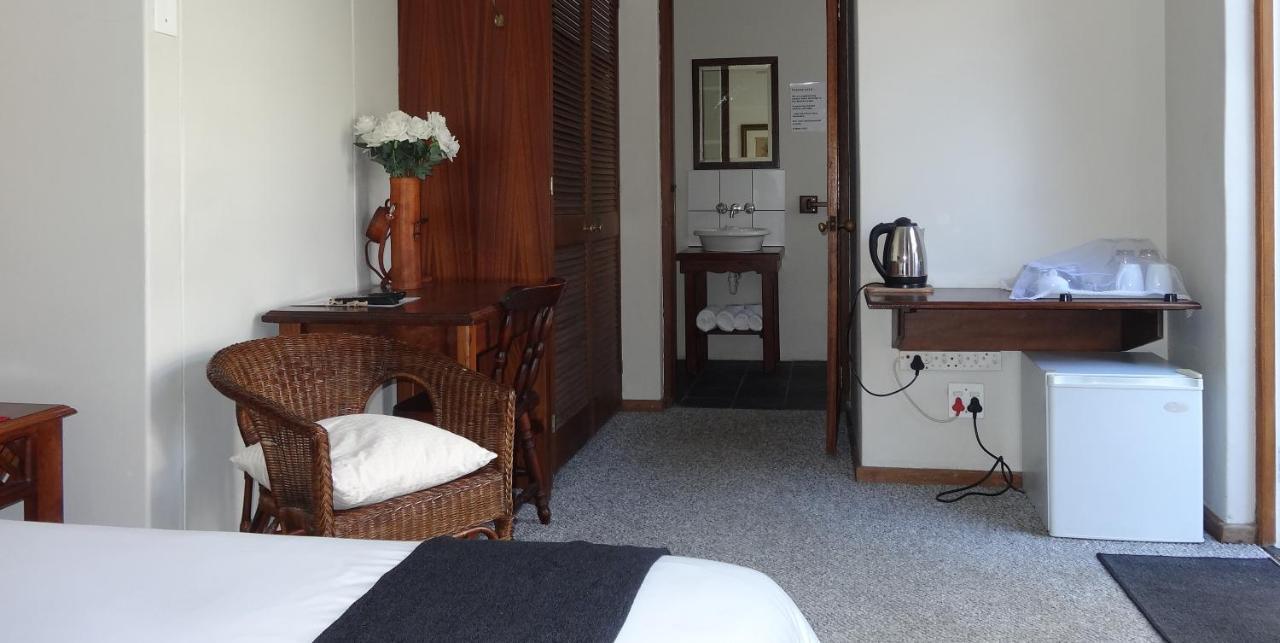 Be My Guest Lodge Bloubergstrand Ngoại thất bức ảnh