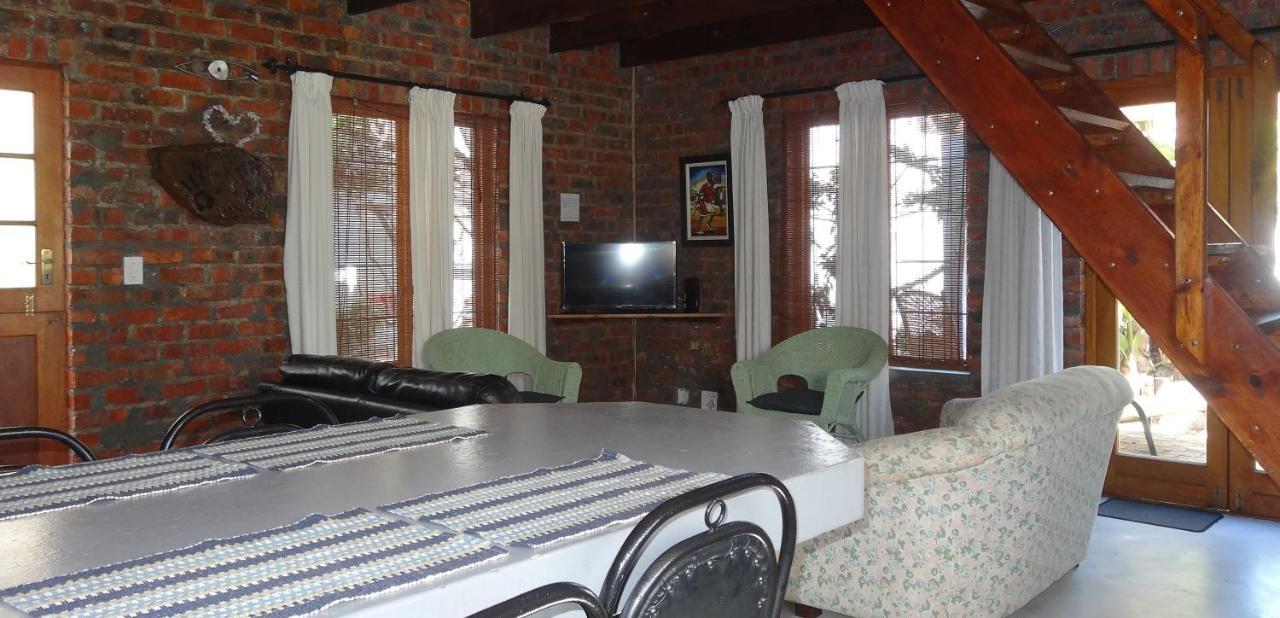Be My Guest Lodge Bloubergstrand Ngoại thất bức ảnh
