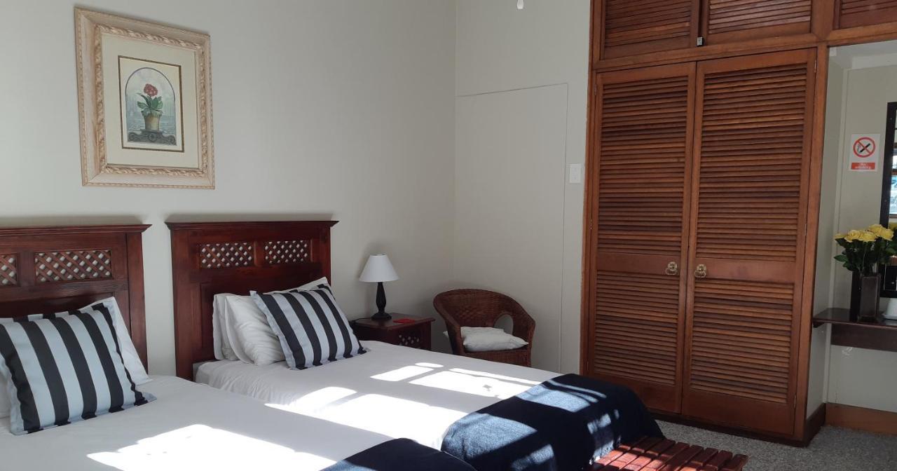 Be My Guest Lodge Bloubergstrand Ngoại thất bức ảnh